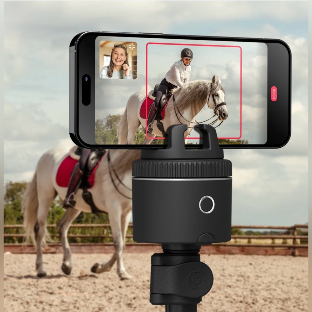 Pivo Pod Silver Edition + Remote & Travel Case Bundle | Equestrian Auto Tracking